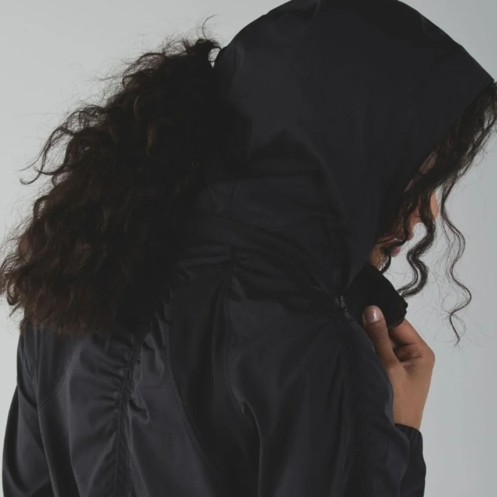 Lululemon Gather And Sprint Jacket Black